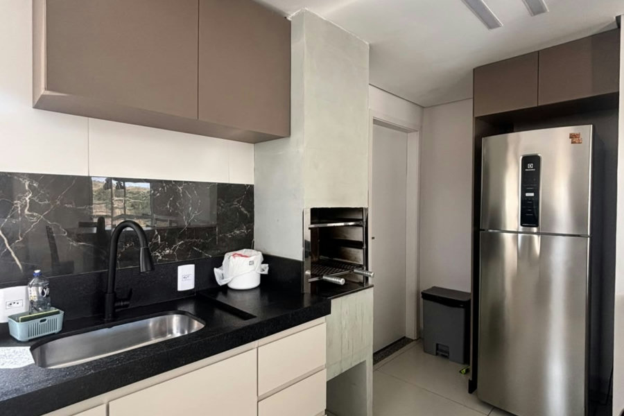 Apartamento à venda com 3 quartos, sendo 1 suíte, em Residencial Summer Ville, Poços de Caldas - MG
