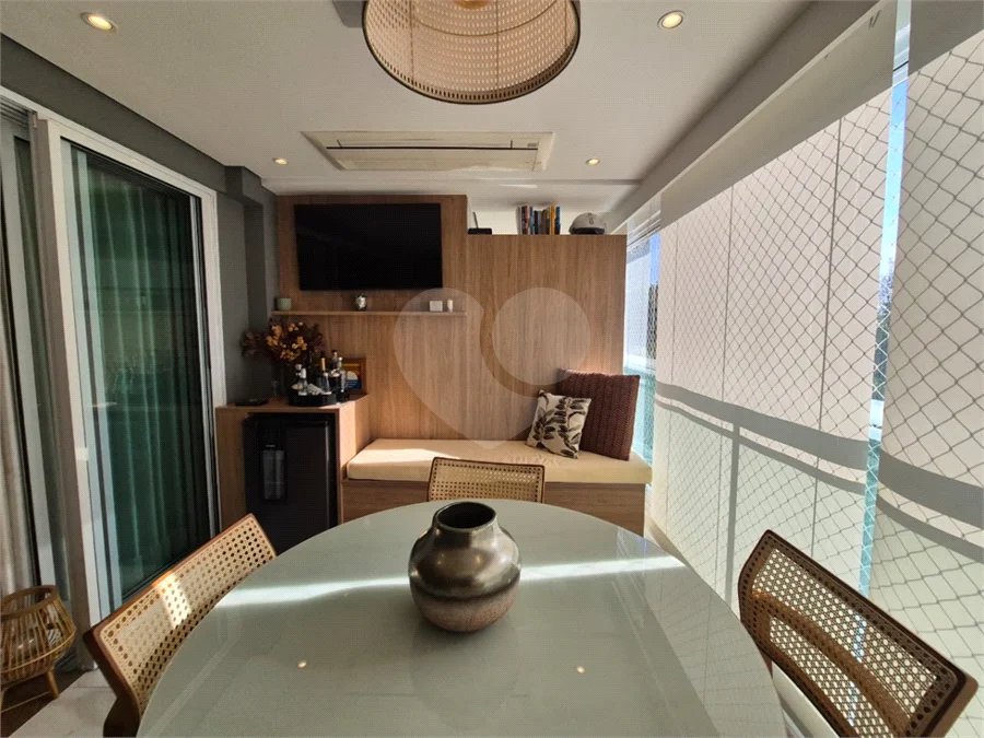 Apartamento à venda com 3 suítes em Vila Mascote, São Paulo, SP