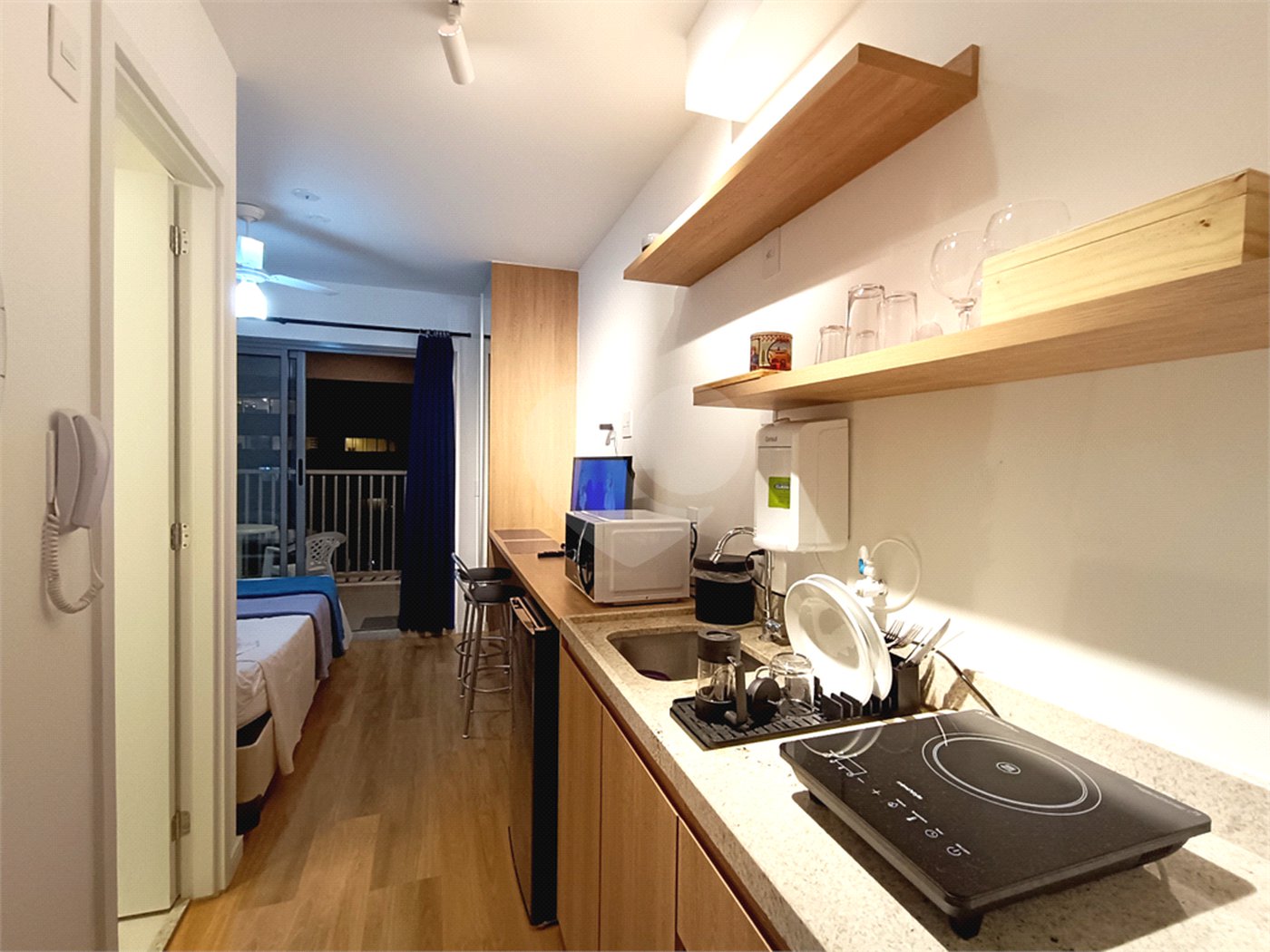 Studio de 22m2 mobiliado à venda e para locação na Vila Mariana