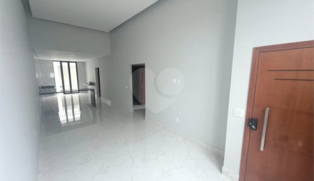 Casa à venda com 3 quartos, sendo 1 suíte,  no condomínio Residencial Mônaco, Piracicaba - SP