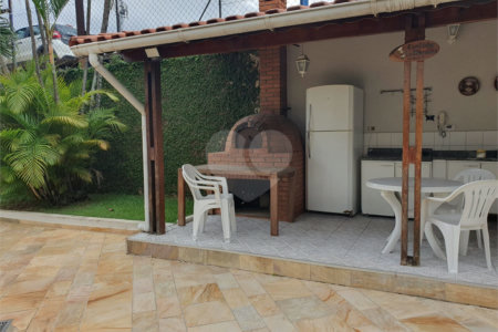 Casa à venda com 2 quartos, sendo 1 suíte, no condomínio Flamboyant, São Paulo - SP