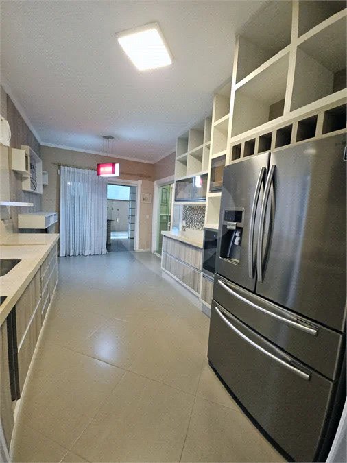LINDA CASA PARA LOCAÇÃO COM 5 DORMITÓRIOS E PISCINA - Fernando Nobre – Cotia/SP