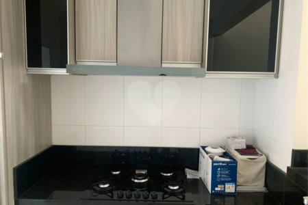 Linda casa Mobiliada e com piscina - Nova Cerejeiras - Atibaia
