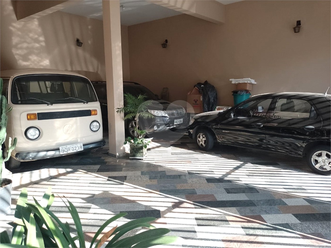 Casa Térrea Assobradada com Varanda Gigante no Jardim Líbano