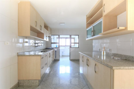 Apartamento locação Alto da Boa Vista próximo Jardim Marajoara.