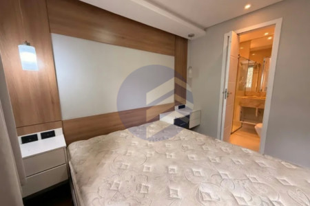 Casa à venda com 2 quartos, sendo 2 suítes, no condomínio Vilas V, São Paulo - SP