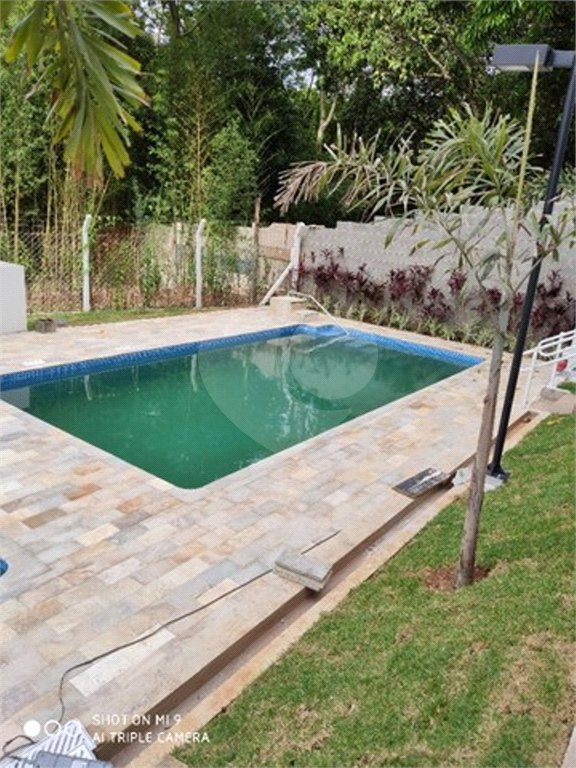 Apartamento no Condomínio Parque dos Manacás.