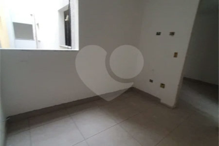 Cobertura com 100m² , 2 dormitórios , sendo 1 suíte , 1 vaga , à venda no bairro Campestre em Santo André.