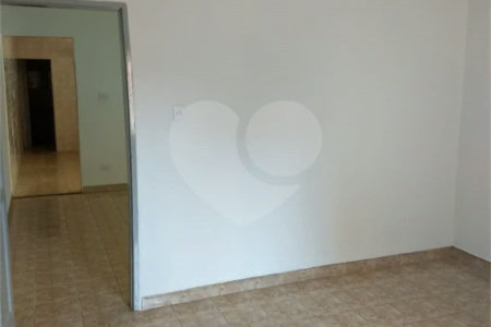 Três casas em terreno de 402m² , à venda no bairro Barcelona em São Caetano do Sul.