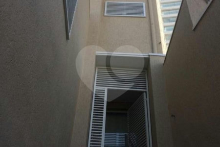 Sobrado à venda no Cambuci, Reformado 300 m2 - 4 Quartos/3 Suítes/ 2 Vagas de garagem