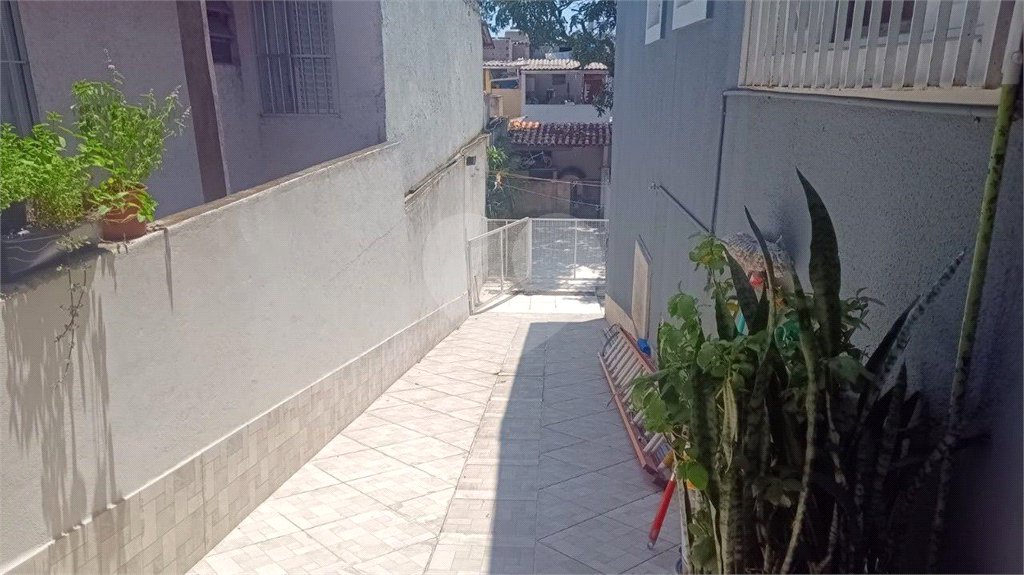 Ótimo sobrado à venda, ao lado do Roldão na Av. Cupece.