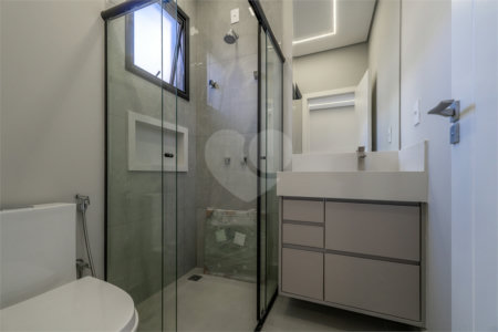 Indaiatuba - SP - Condominio Dona Lucilla - Valor R$2.295.000,00 - 3 suítes + escritório + lavabo - Terreno: 300m2 - Construção: 188m2 - Diferenciais - Móveis planejados no escritório, sala de TV, lavabo, cozinha, área gourmet, lavanderia, banheiros e closet - Ar condicionado em todos os ambie