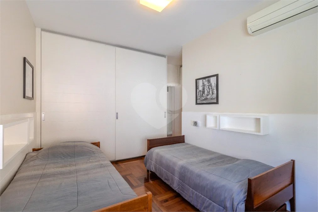 Casa à venda com 4 suítes no condomínio Laplace Spe, São Paulo - SP