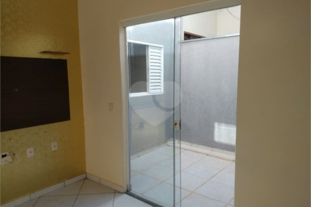 Casa térrea para venda no Azulville