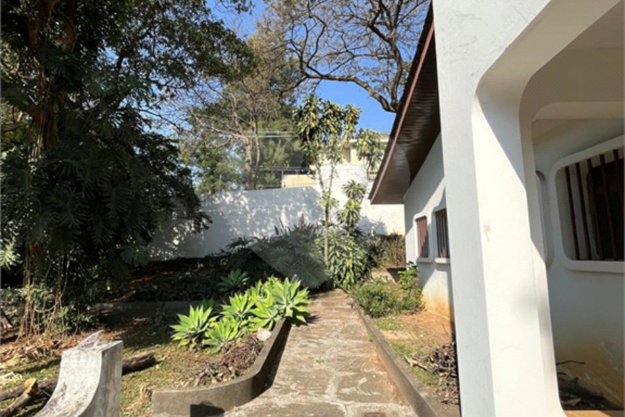 Sobrado à venda com 3 suítes em Tremembé, São Paulo, SP