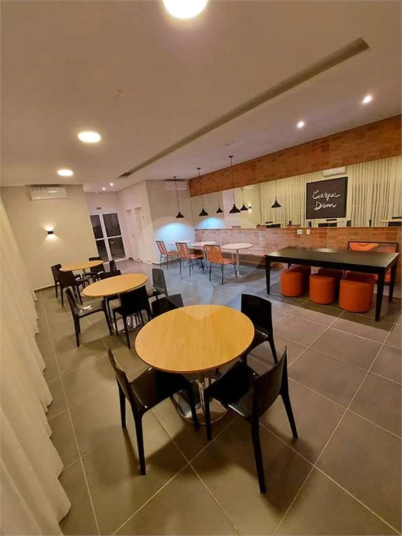 Apartamento à venda com 2 quartos em Sé, São Paulo, SP
