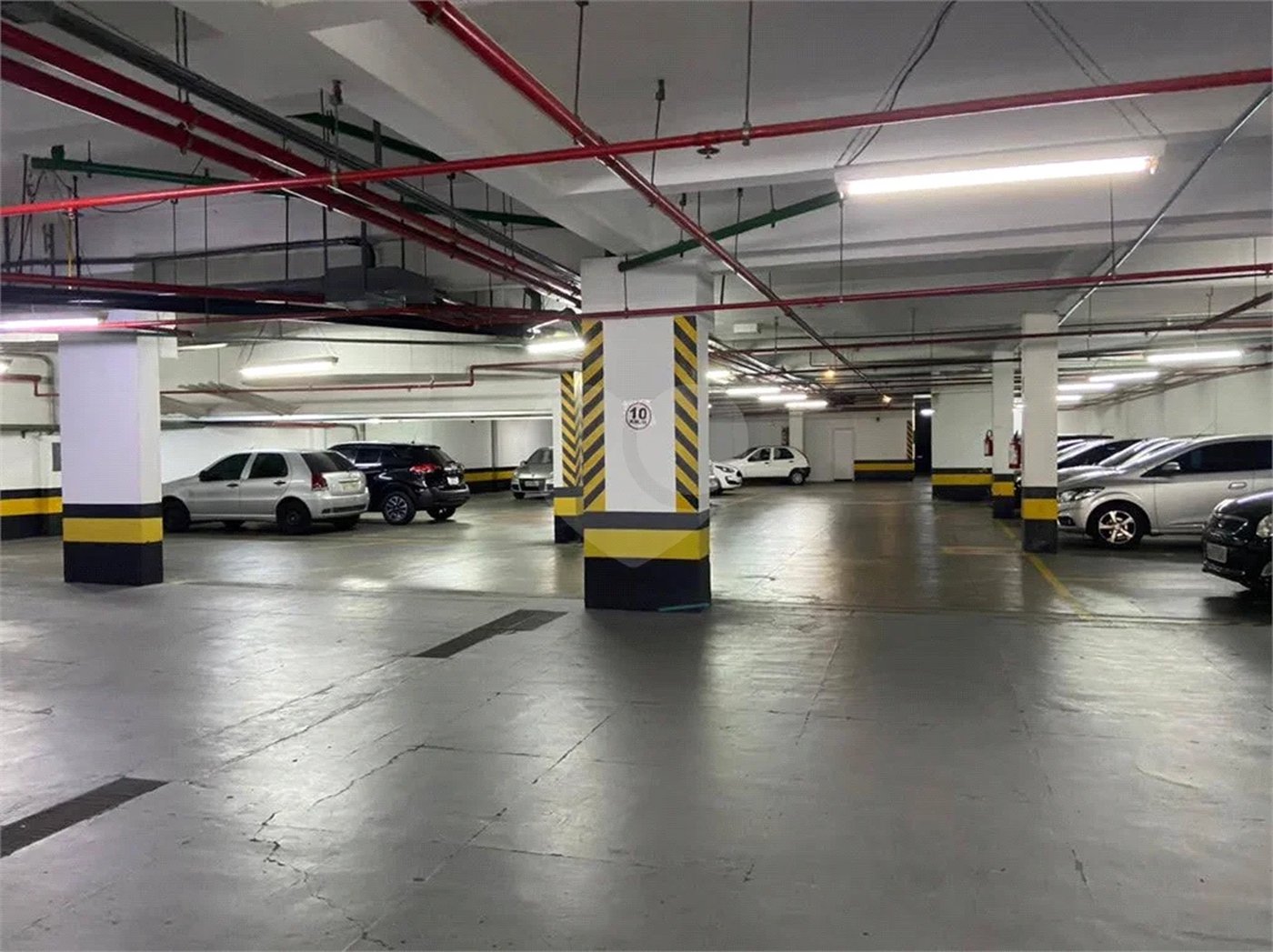 SALA COMERCIAL PARA LOCAÇÃO COM 57m2 NA VILA MARIANA/METRÔ