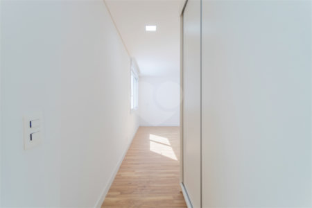 Casa à venda com 4 suítes no condomínio Villagio Quadrifolio, São Paulo - SP