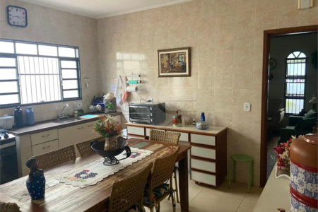 Casa à Venda no Jardim Bandeirantes