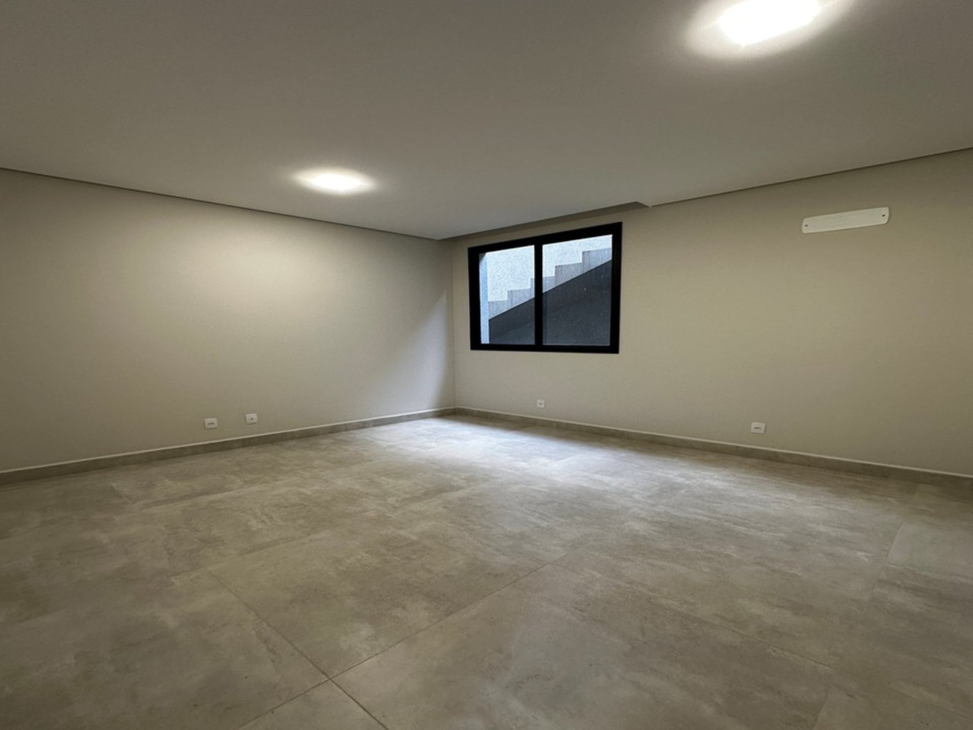 Casa à venda com 3 quartos, sendo 1 suíte, no condomínio Gran Ville São Venâncio, Itupeva - SP