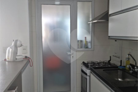 Apartamento á venda - Campo Belo