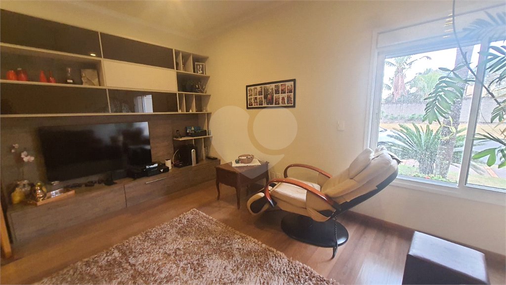 Casa no condomínio Damha II á venda!