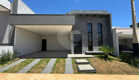 Casa à venda com 3 quartos, sendo 1 suíte,  no condomínio Residencial Villeneuve, São Carlos - SP