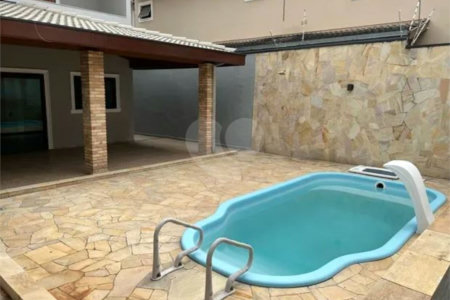 CASA A VENDA 420M², 5 DORMITORIOS, 4 BANHEIROS, 2 VAGAS, BAIRRO JARDIM PARAISO- SÃO JOSÉ DOS CAMPOS/