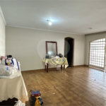 Venda Casa com 4 Dormitórios no Parque Santa Cecília