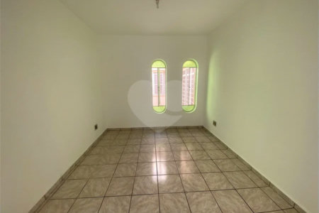 CASA TÉRREA NO CENTRO DE MOGI DAS CRUZES 193 m2— RESIDENCIAL OU COMERCIAL, 3 quartos ,1.200.000,00