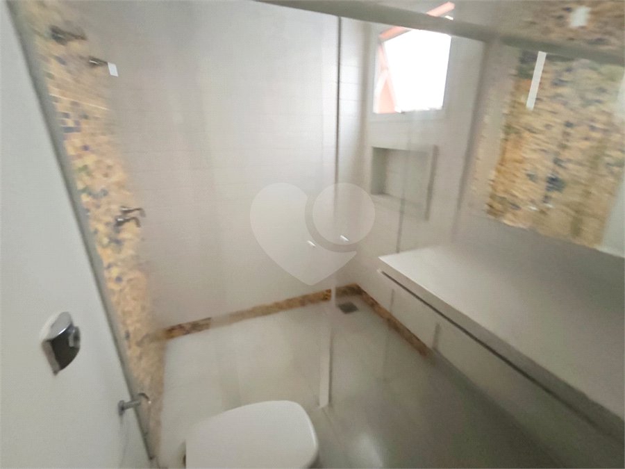 Exclusividade e Sofisticação no Swiss Park: O Sobrado Perfeito em São Carlos, com, 3 suites,2 salas, área Gourmet, persianas blackout automatizadas.