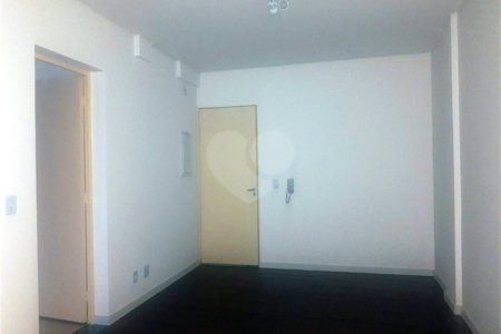 Apartamento em excelente localização na Av. Ipiranga Centro de São Paulo