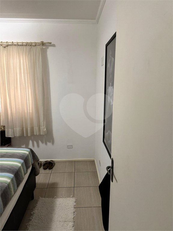 Sobrado à venda com 3 quartos, sendo 1 suíte,  em Parque dos Sabiás, Louveira, SP