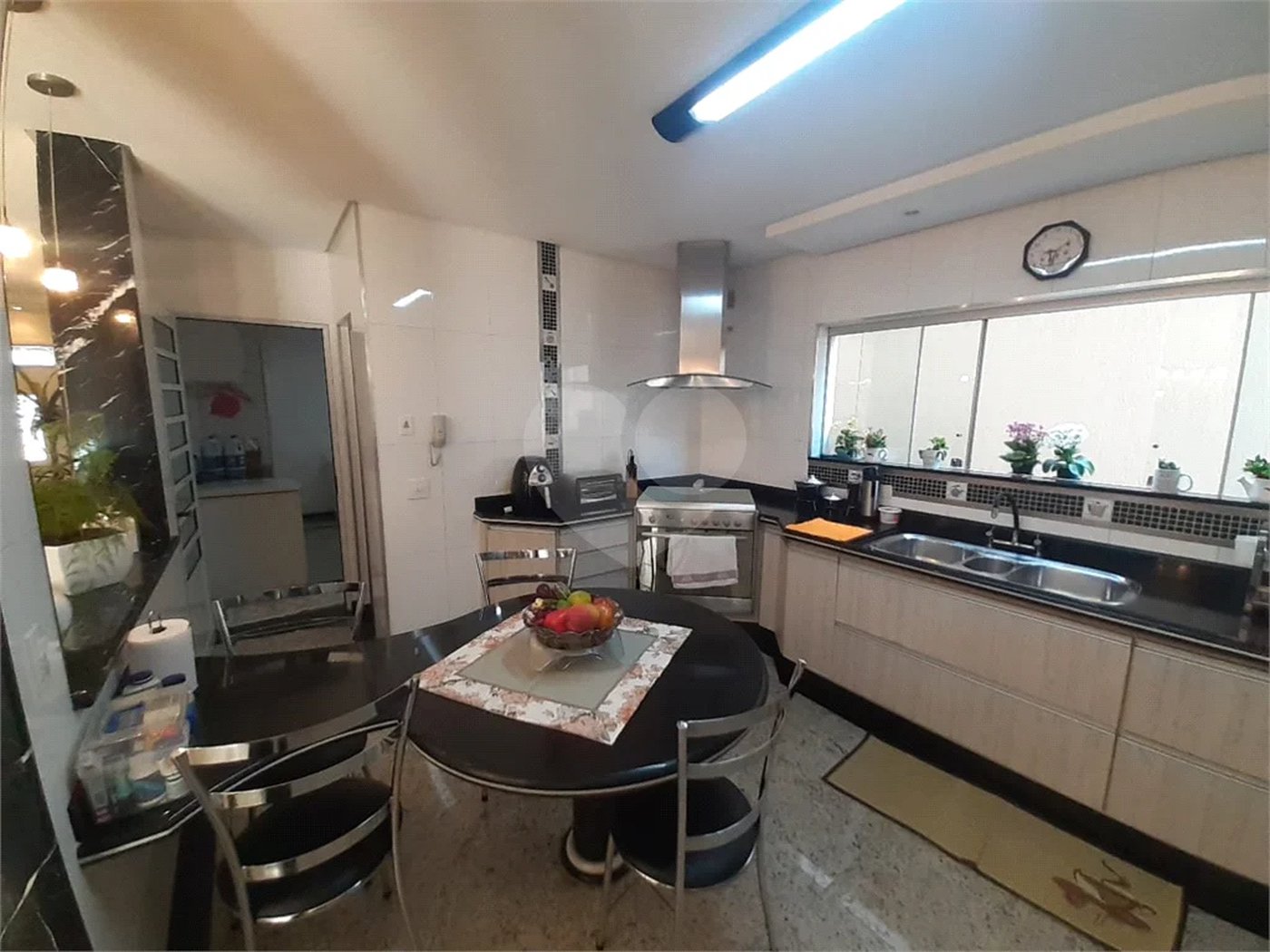 Ótima casa disponível para venda em Piracicaba, no Condomínio Residencial Village Des Lions no bairro Pompéia