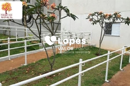 Apartamento no Condomínio Parque dos Manacás