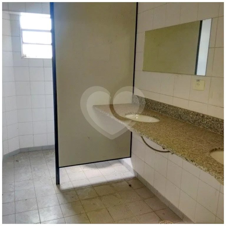 Loja com 280 m² para locação na Penha