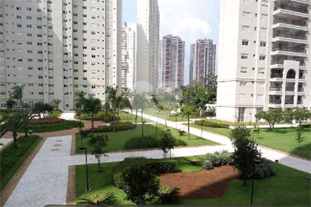 Apartamento 3 suítes, varanda gourmet, 3 vagas em Condomínio Clube na Mooca