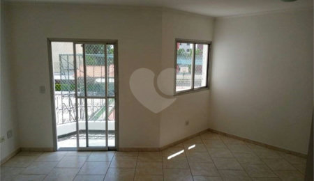 Apartamento à venda com 3 quartos, sendo 1 suíte,  em Vila Indiana, São Paulo, SP