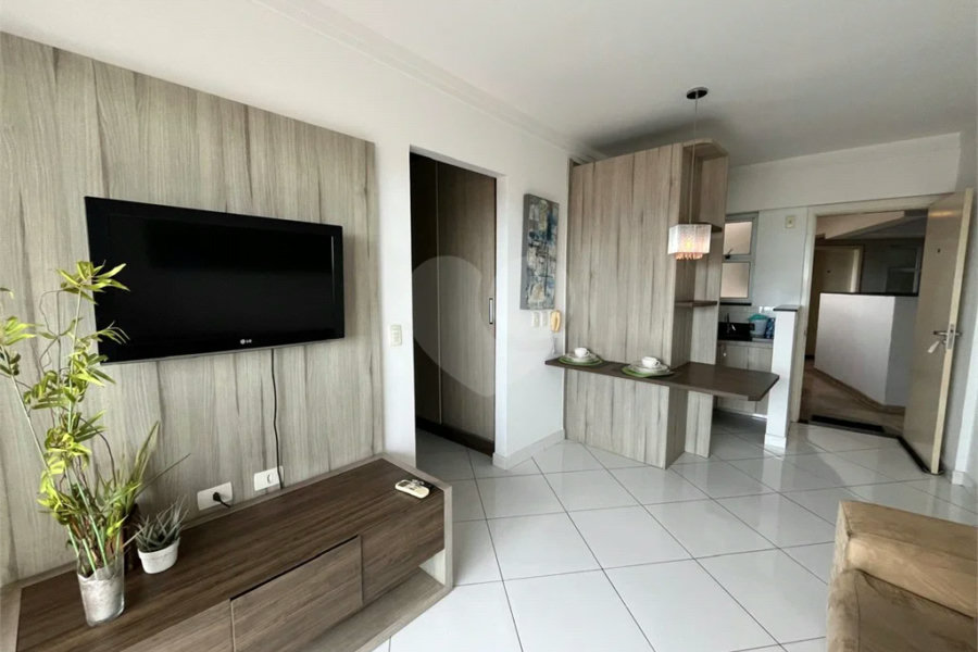 Apartamento mobiliado disponível para locação - em excelente localização na Av. Independência em Piracicaba.