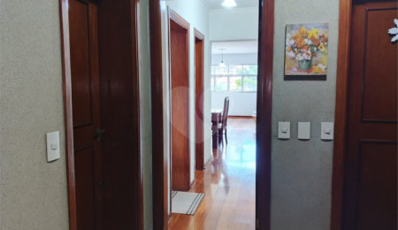 Apartamento à venda com 3 quartos no Centro, Poços de Caldas, MG