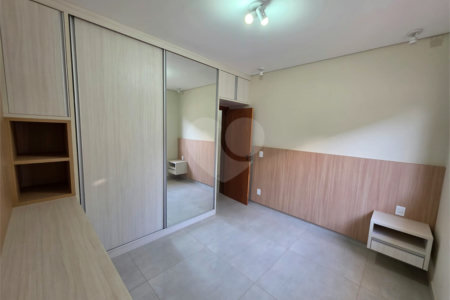 Casa no Village Damha III, 3 quartos 2 suítes