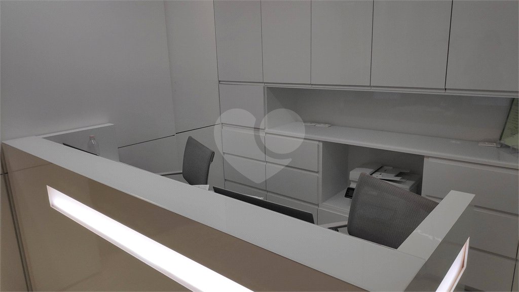 Sala comercial para locação em Moema