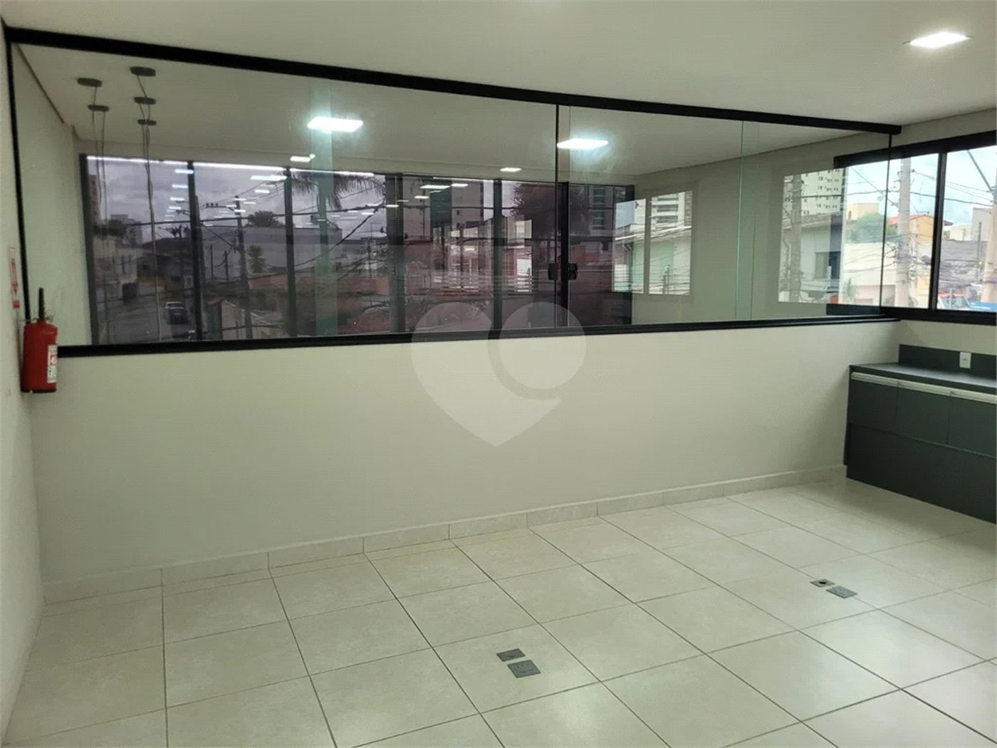 Ponto Comercial 200 m² 4 salas Jardim Armênia - Mogi das Cruzes SP
