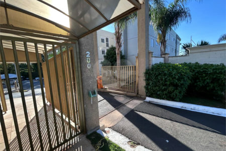 Apartamento no Monte D'oro á venda.