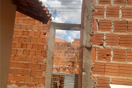 Casa à Venda no Jardim Zavaglia - São Carlos