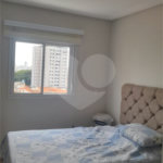 Apartamento na Mooca com 77m2 com 3 dormitórios sendo 1 suíte, 3 banheiros, 2 vagas de garagem