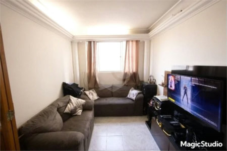 Apartamento com 64m², 2 dormitórios, 1 vaga de garagem, à venda na Vila Matilde.