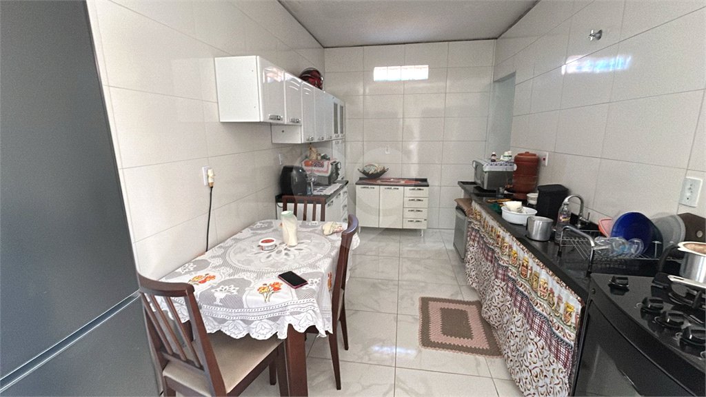 Sobrado á venda no bairro Vila Celina.