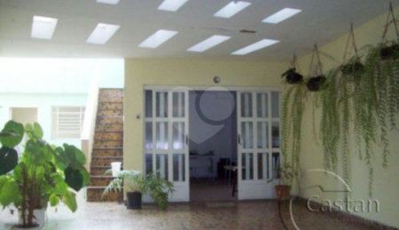 Sobrado à venda com 3 quartos, sendo 1 suíte,  em Vila Cláudia, São Paulo, SP