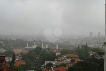 Higienópolis com 4 suítes com 260m².Maravilhoso!